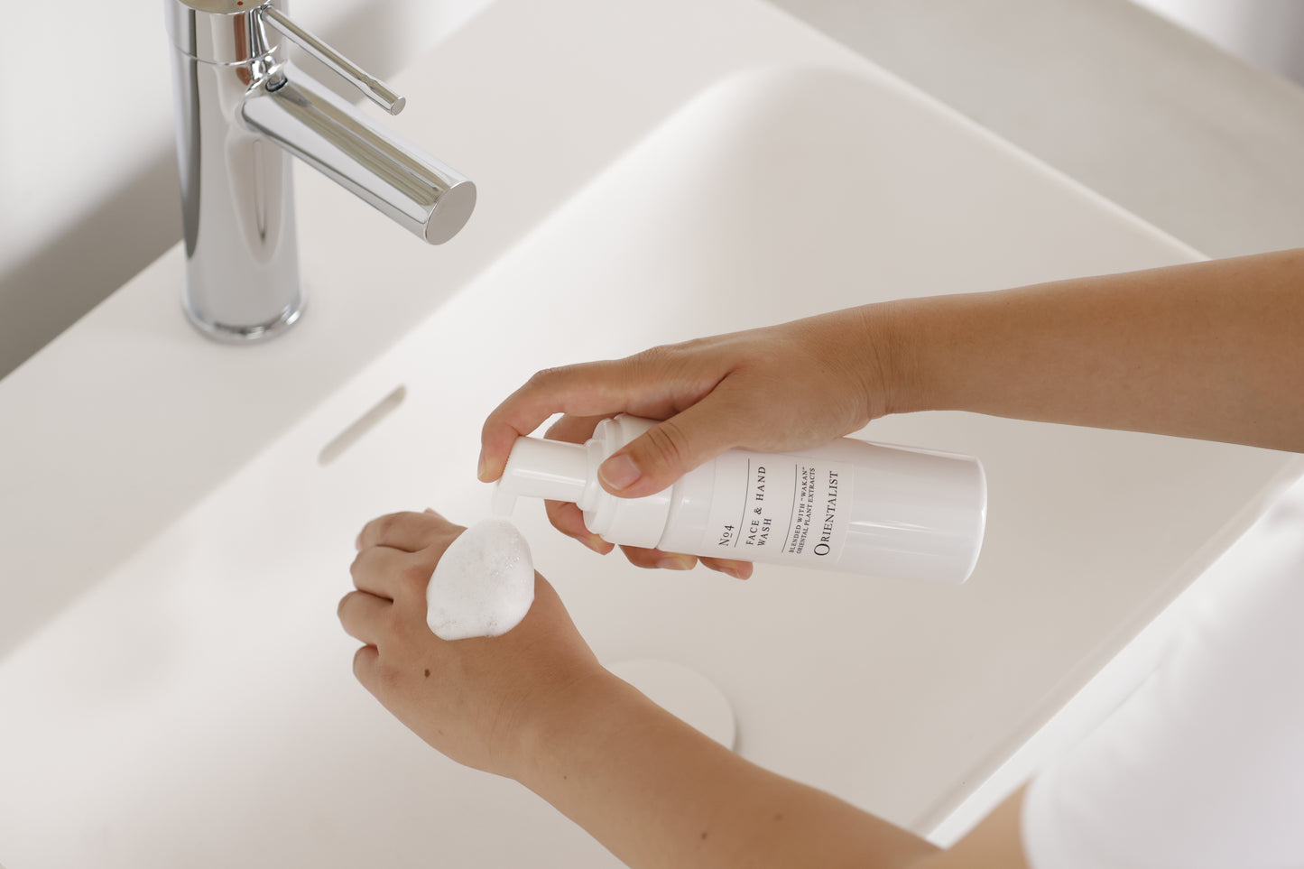 No.4 フェイス&ハンドウォッシュ