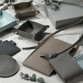 神戸レザー フォンポーチ